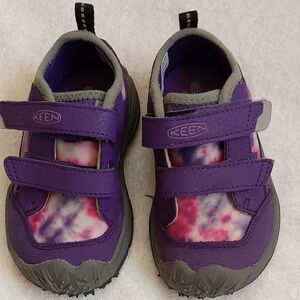 Keen Kids Tiddle Size 6 Vibrant Purple and Gray Sneakers